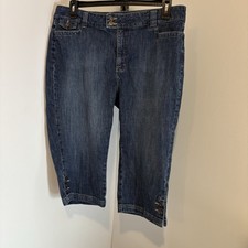 Lee Just Below the Waist Capri Blue Denim Jeans Women Size 18M Waist 36" Preown