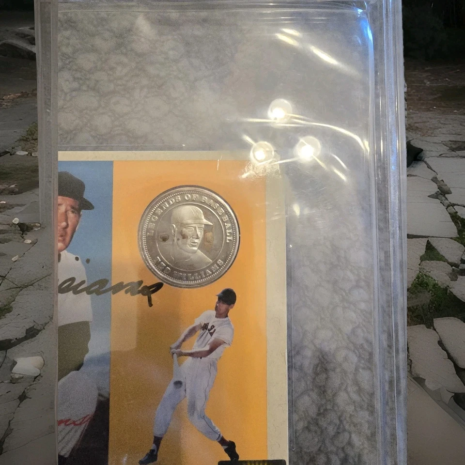 Ted Williams Autographed 1990 Cooperstown Commemorative 500 Club Coin BGS. - Image 3 of 4