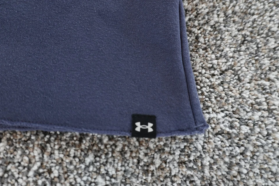 Under Armour Project Rock Sudadera con Capucha Camisa Pantalones Cortos Juveniles Pequeña Púrpura Negra Conjunto Gimnasio Foto 4 de 4