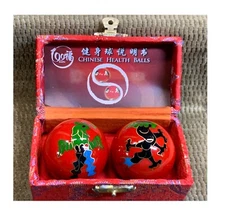 VINTAGE CHINESE HEALTH BALLS HAND THERAPY MUSICAL CHIMES GREAT FOR STRESS/WORRY