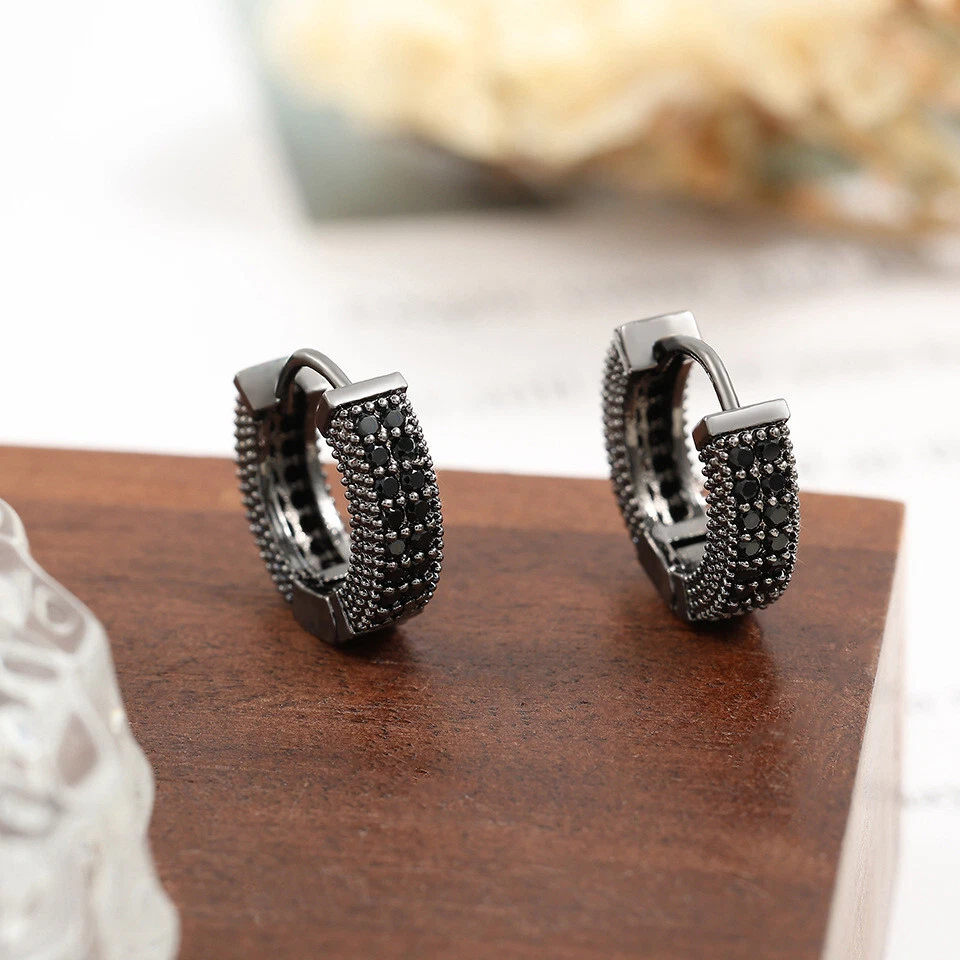 Hombres Mujeres Negro Oro Chapado Latón Circular Circular Aro Huggie Pendientes Hip Hop Foto 3 de 4