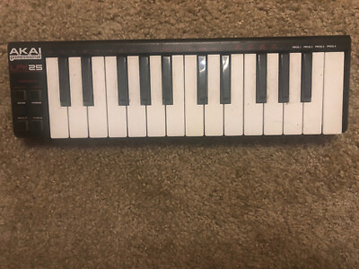 Akai LPK25V2 USB Performance Controller Keyboard