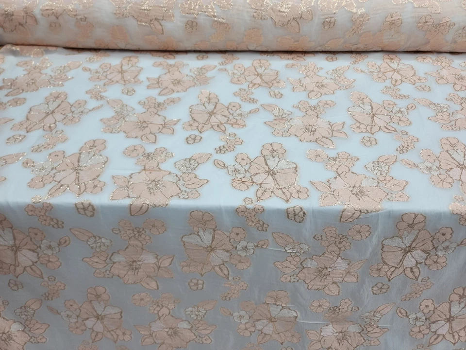 Tela Floral Flor Dorada Metálica Brocado Rubor Por Yarda Organza Blanca Foto 2 de 4