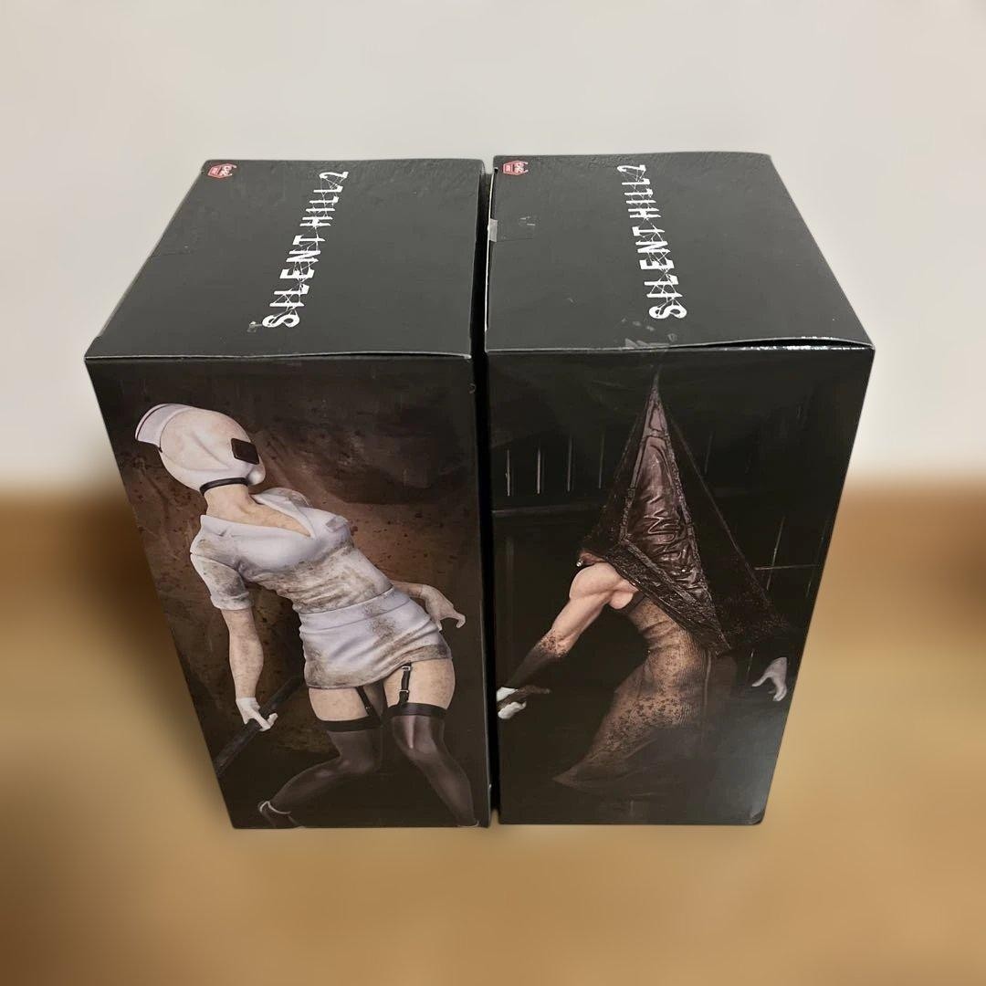 SILENT HILL 2 Red Pyramid Thing & Bubble Head Nurse Figure Set Konami ...