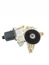 MERCEDES W176 W246 W117 Fensterhebermotor links vorne A2469065100 Original Gebra