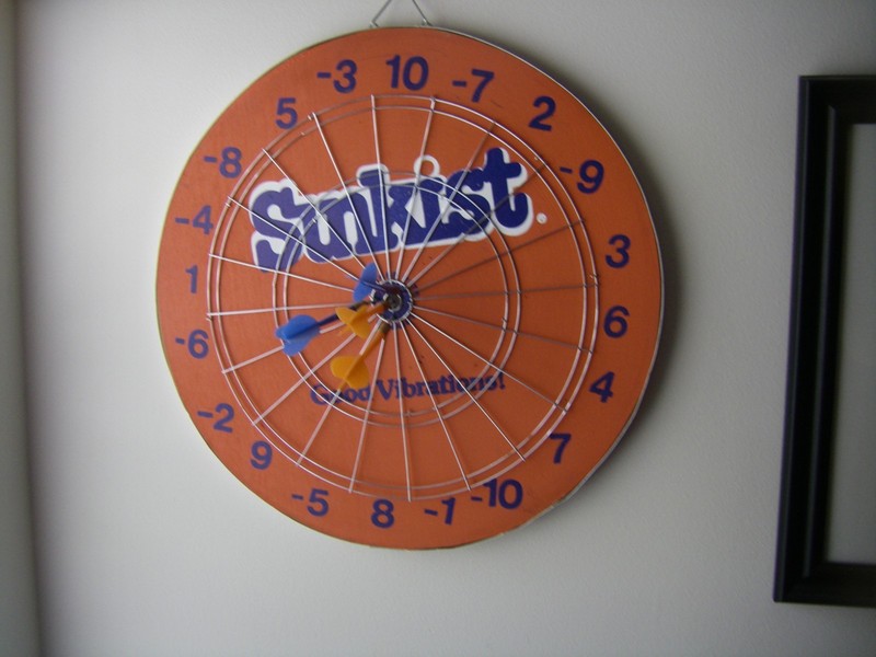 Rare SUNKIST  "Good Vibrations" Dart Board - Near Mint - 4 Darts Included - 17"