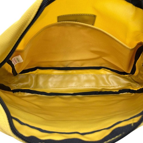 Benetton Nylon Yellow Shoulder Bag Used Stylish Compact - Picture 8 of 9