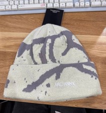 Arc'teryx Grotto Toque Beanie Beige Gray Logo Knit Hat Unisex NWT