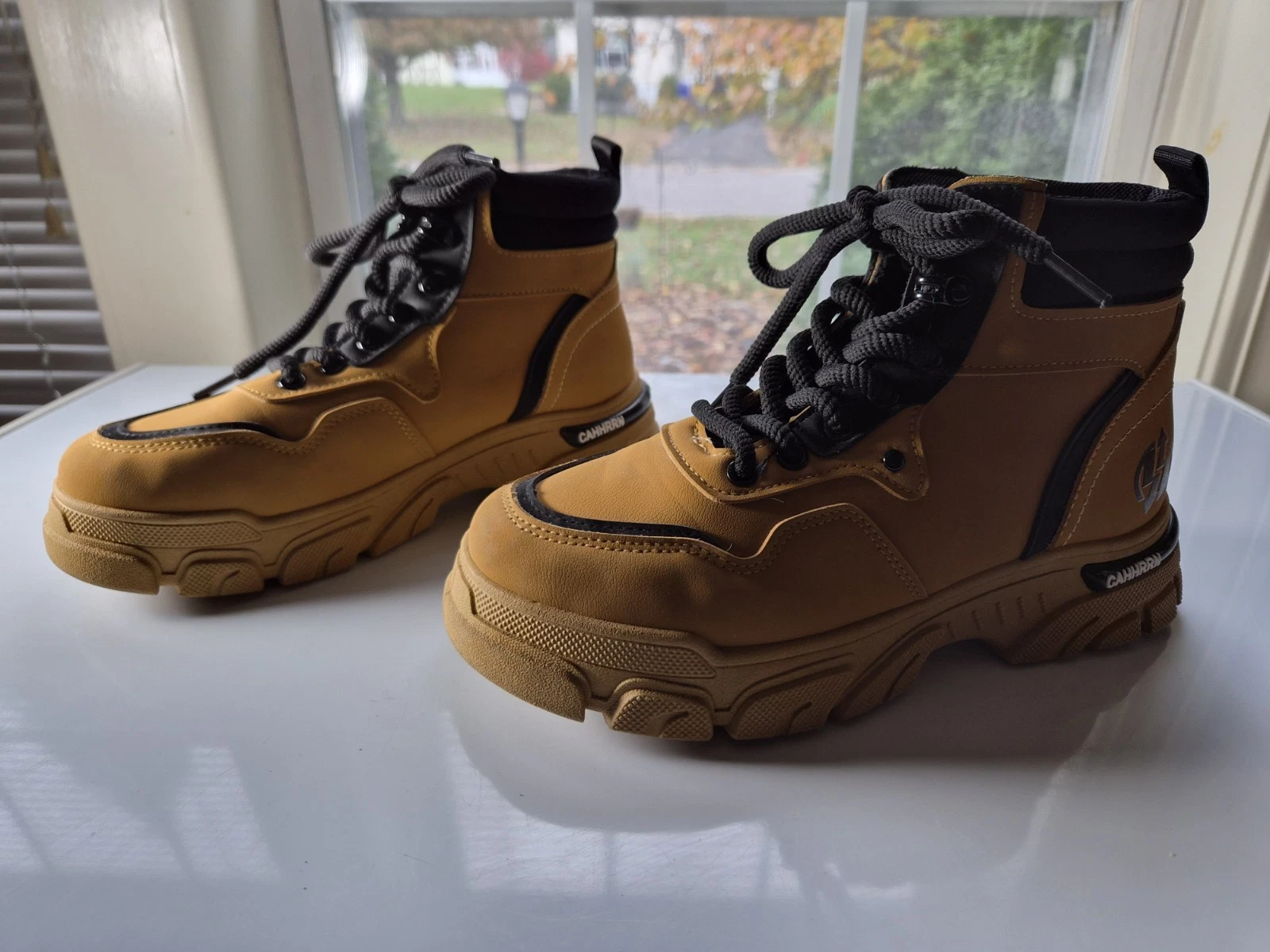 Cahhrrn Breathable Non-Slip Hiking Boots for Men Ideal for Outdoor Walking EU 39