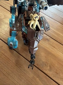 LEGO 70145 - Legends of Chima - Maula's Ice Mammoth Stomper - Incomplete 1 FigB1