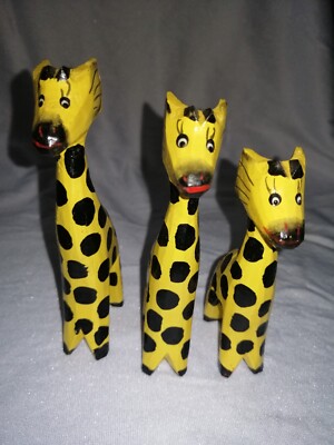 Drei kleine Giraffen Papa Mama Kind süße Sammlerstücke handbemalt