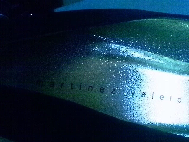 BOMBA MARTINEZ VALERO MARRÓN SATINADO ÁMBAR BLING PUNTA PUNTIAGUDA 7,5 M Foto 3 de 4