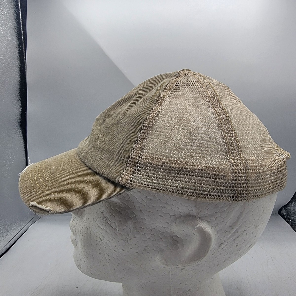 Free People Distressed Beige Trucker Hat Adjustable Casual  display picture 1