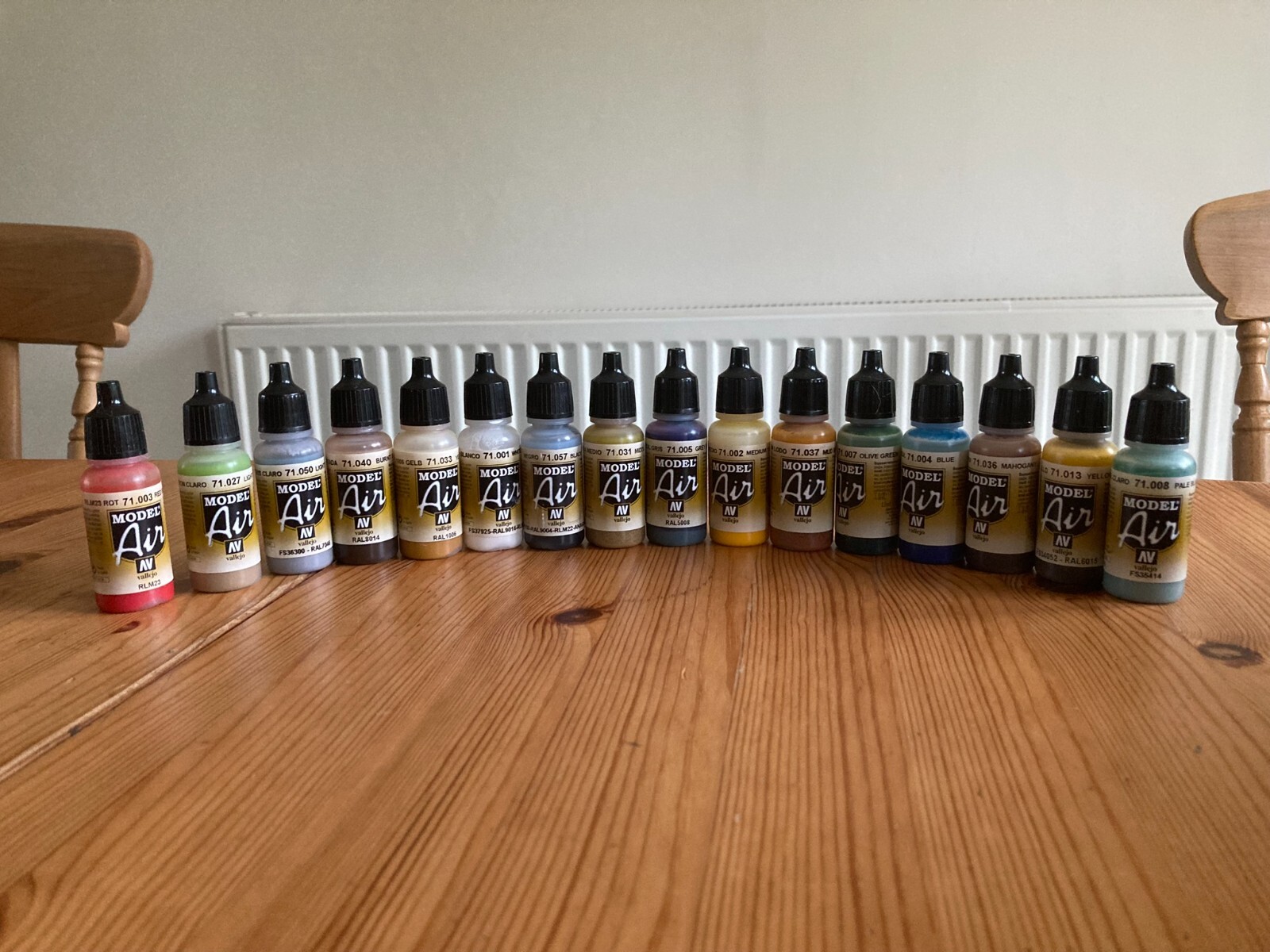 Vallejo Air Paint Set Job Lot Model Air 16 Paints eBay