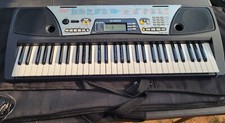 Tastiera elettronica Yamaha PSR-175 con powercord e custodia per il trasporto