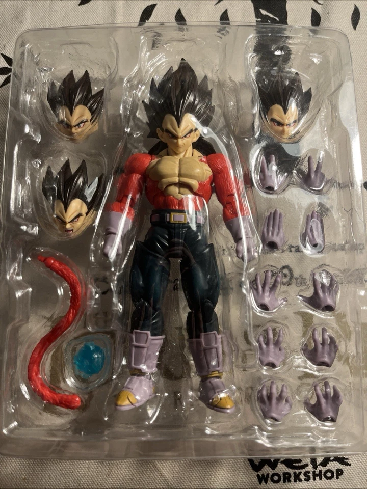 S.H.Figuarts Super Saiyan 4 Vegeta Dragon Ball GT Bandai Action Figure Used - Image 2 of 4