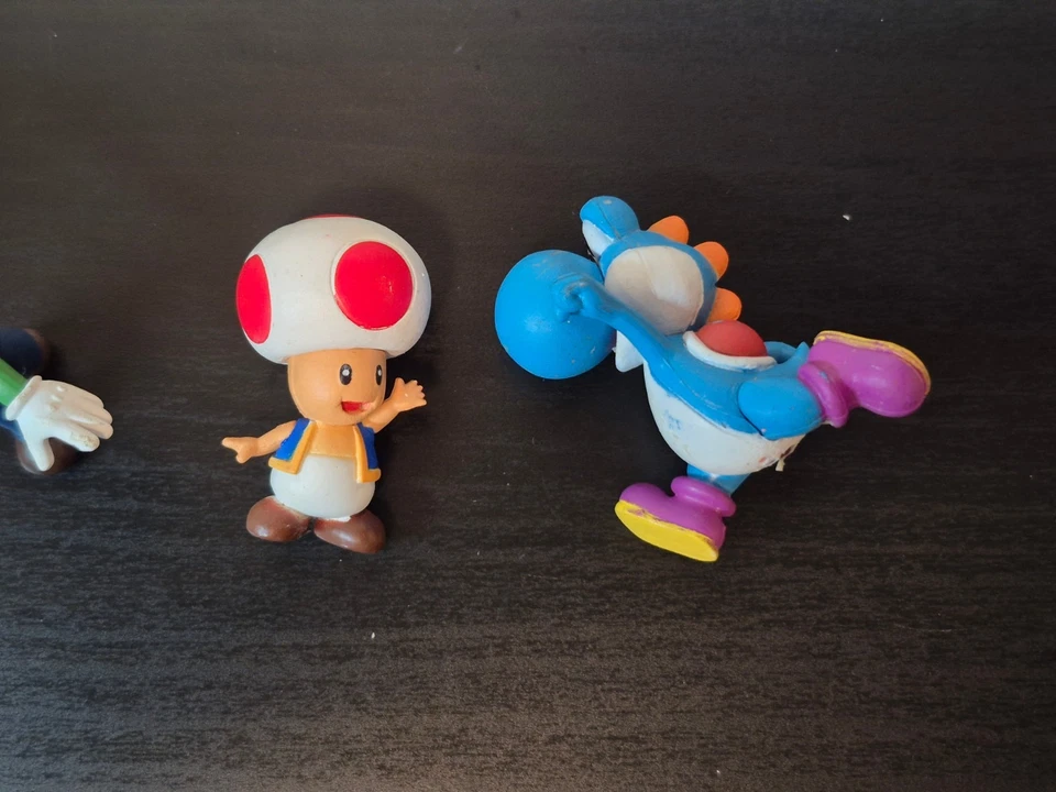Juego de mini figuras Super Mario PVC 2008 - Mario Luigi Bowser Sapo Azul Yoshi Foto 3 de 4