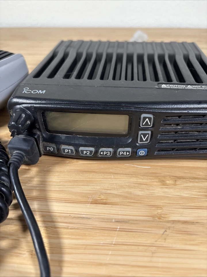 ICOM VHF ANALOG/DIGITAL FDMA/NXDN/IDAS MOBILE TWO WAY RADIO IC-F5061D - image 2 of 4