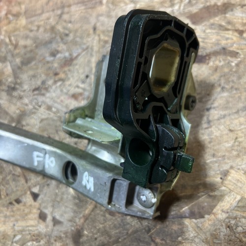 10-16 BMW F06 F10 F12 535xi 550i 750L Radiator Carrier Support Bracket ...
