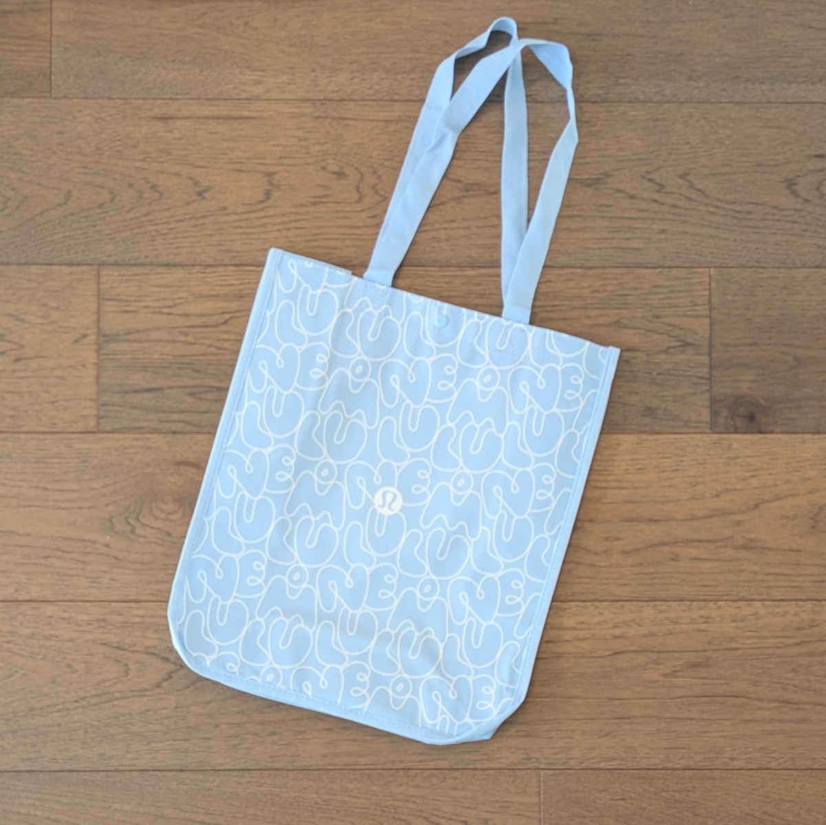 lululemon reusable lunch bag Tote Carryall Handbag (Red) : Home & Kitchen while grab handles and a shoulder strap give you carrying options. Lululemon - Brandclub - Lululemon