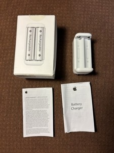 Apple Battery Charger MC500LL/A A1360 for Recharge AA NiMH Original Genuine OEM