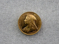 1899-M Australia Melbourne mint Victoria gold Sovereign coin AU+ / UNC