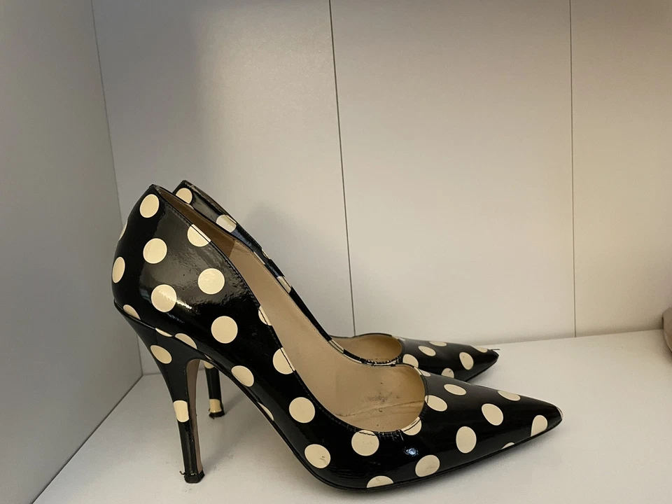 Zapatos de salón Kate Spade 'Licorice' lunares punta 38,5 Foto 2 de 4