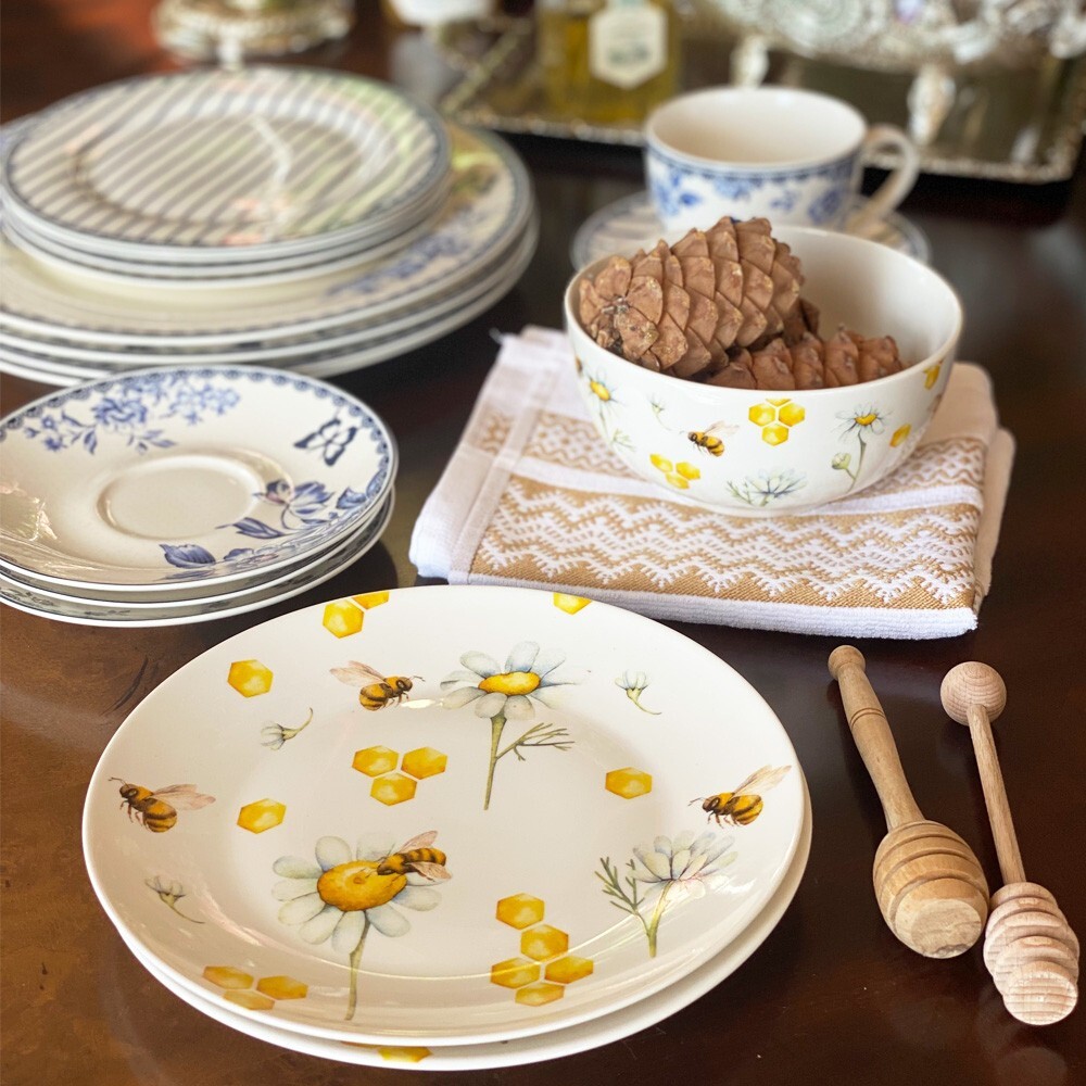 Honey Bee Bee Dinner Set Bee Dinnerware Sets Shop Queen Bee 32