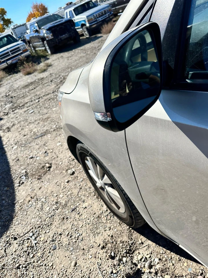 Used Power Steering Pump fits: 2016 Kia Sedona hydraulic Grade A - Image 2 of 4