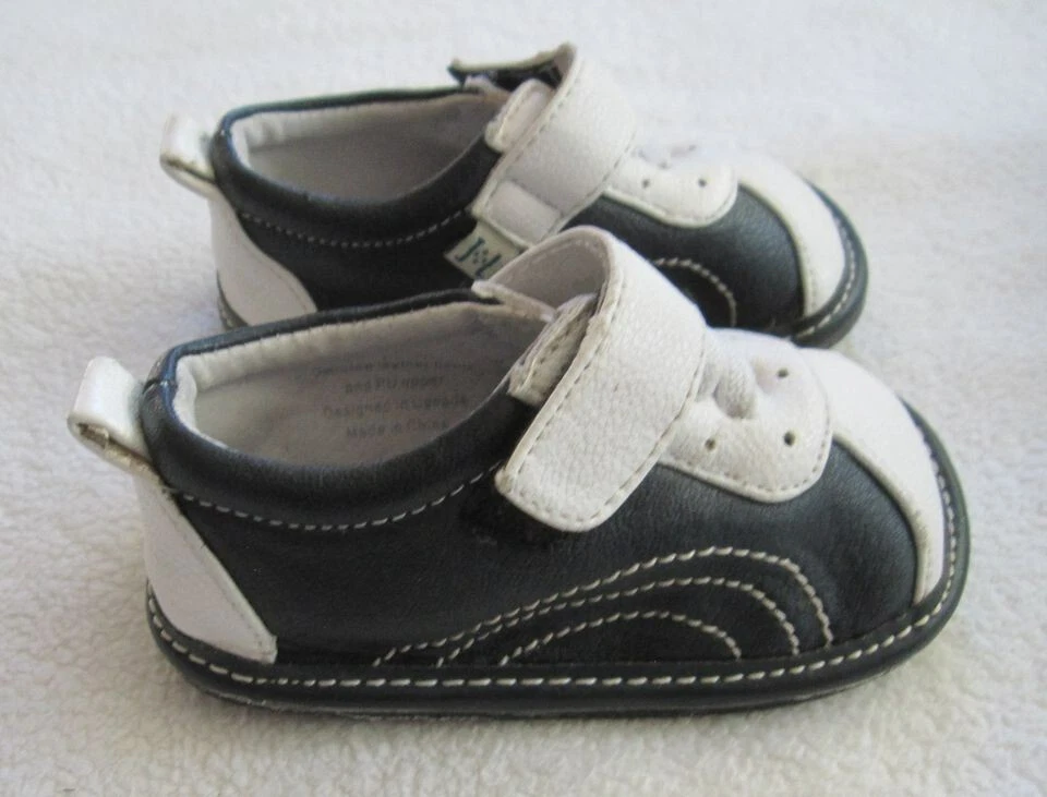 Jack & Lily Soft Soled Baby Boy Shoes Navy White Size 12-18 months - Image 3 of 4