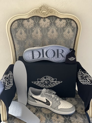 NIKE Air DIOR Jordan 1 Low 47 nuovo mai usato imballaggio e fattura  originale | eBay