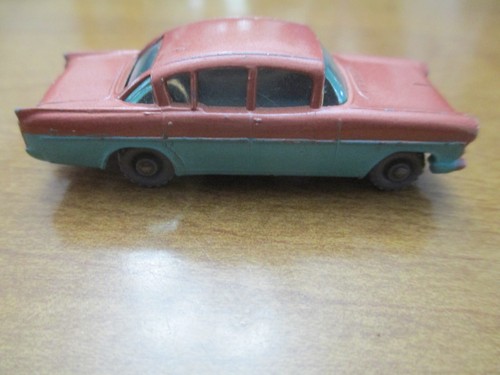 LESNEY 1958 VAUXHALL CRESTA #22 BRONZE/TURQUOISE BODY ENGLAND CLEAN - Picture 2 of 6