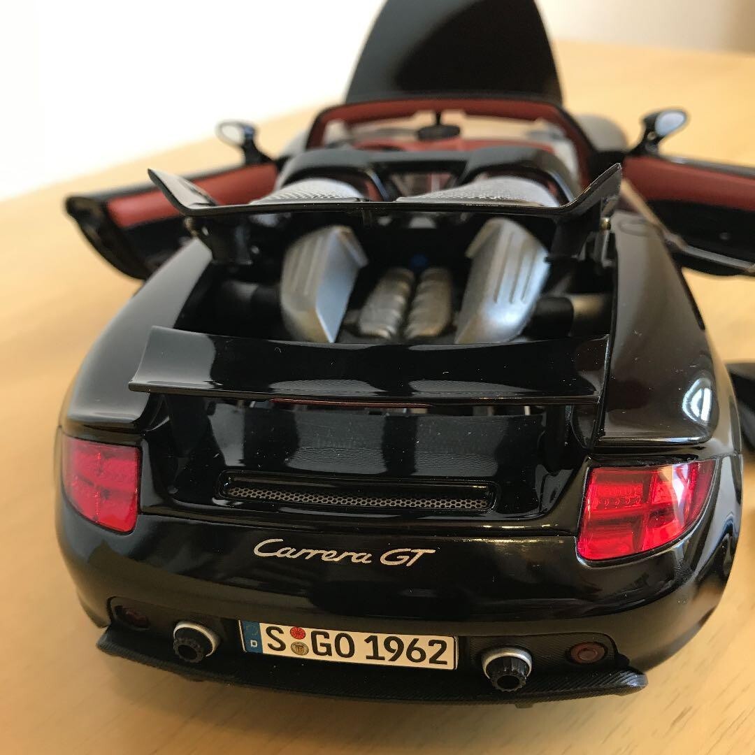 Autoart Millennium 1/18 Porsche Carrera GT Black 78042 | eBay