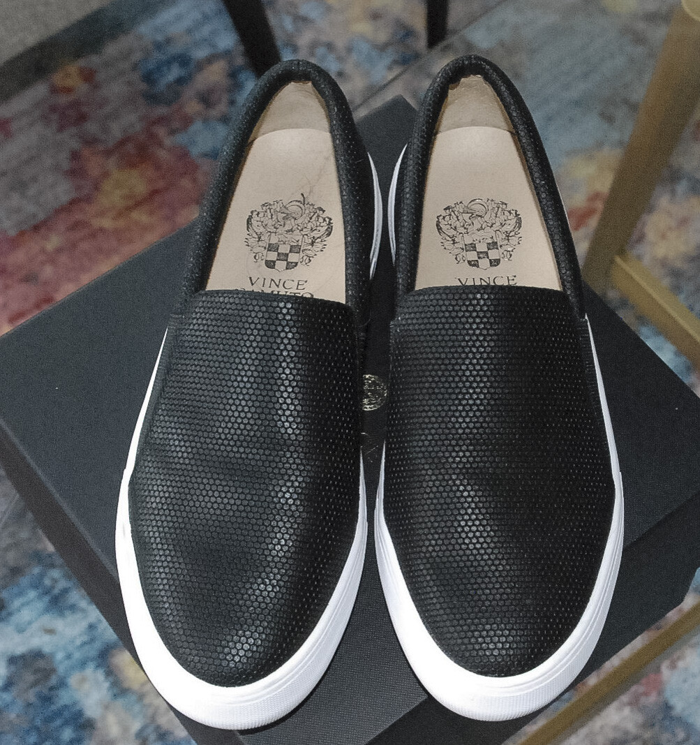 vince camuto kanesya