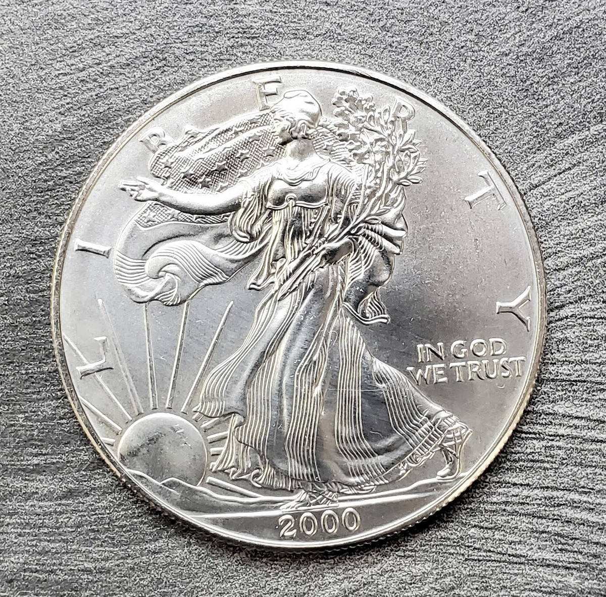 2000 American Silver Eagle BU Coin 1 Oz US $1 Dollar Fine