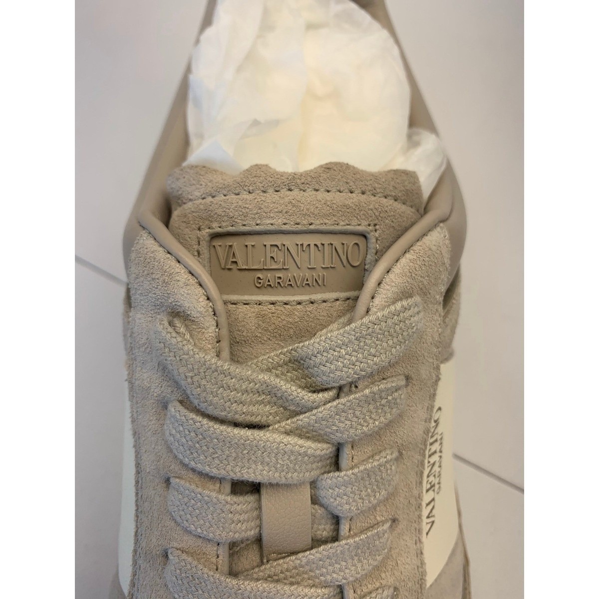 Valentino Garavani Upvillage Crosta Sneakers Beige Cream Lace Up