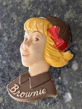 Vintage 60s Girl Scouts Brownie Plastic Celluloid Brooch Pin Figural Girl 2"
