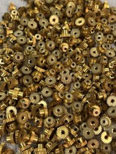 QTY 1 TRADESHIP 64 PITCH BRASS PINION GEAR 23 TEETH TOOTH SLOT CAR 3/32  BORE