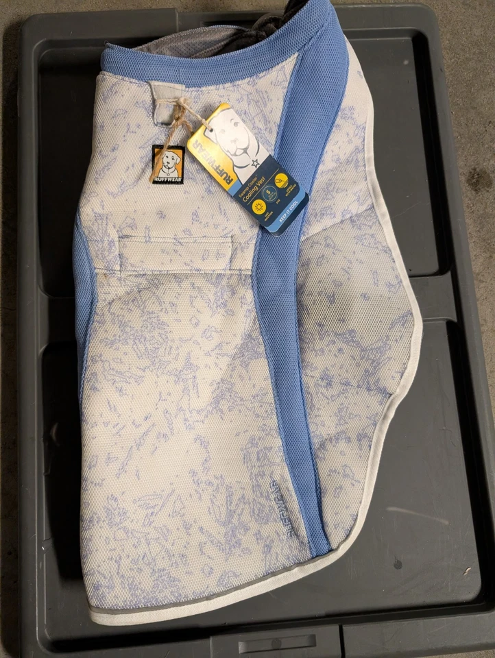 Ruffwear Swamp Cooler Dog Evaporative Cooling Vest Heliotrope Purple Small - Image 2 of 4