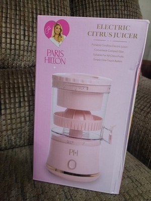 Paris Hilton Citrus Juicer Mini Portable Cordless Juicer USB Rechargeable Base