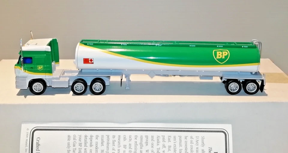Matchbox Ultra 1:100 Truck DAF 3300 BP Company Tanker Sattelzug OVP CCY13-M - Bild 4 von 4