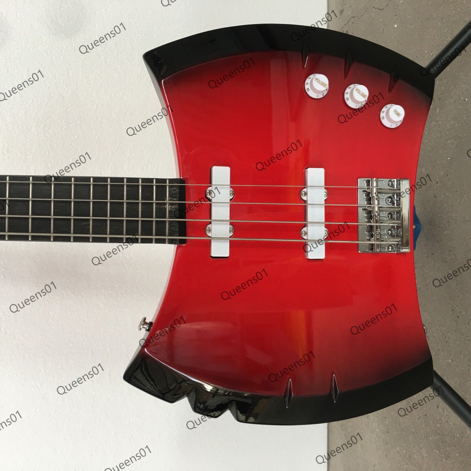 Red Marceline Axe Electric Bass Guitar 4 String Basswood Body Rosewood Fretboard