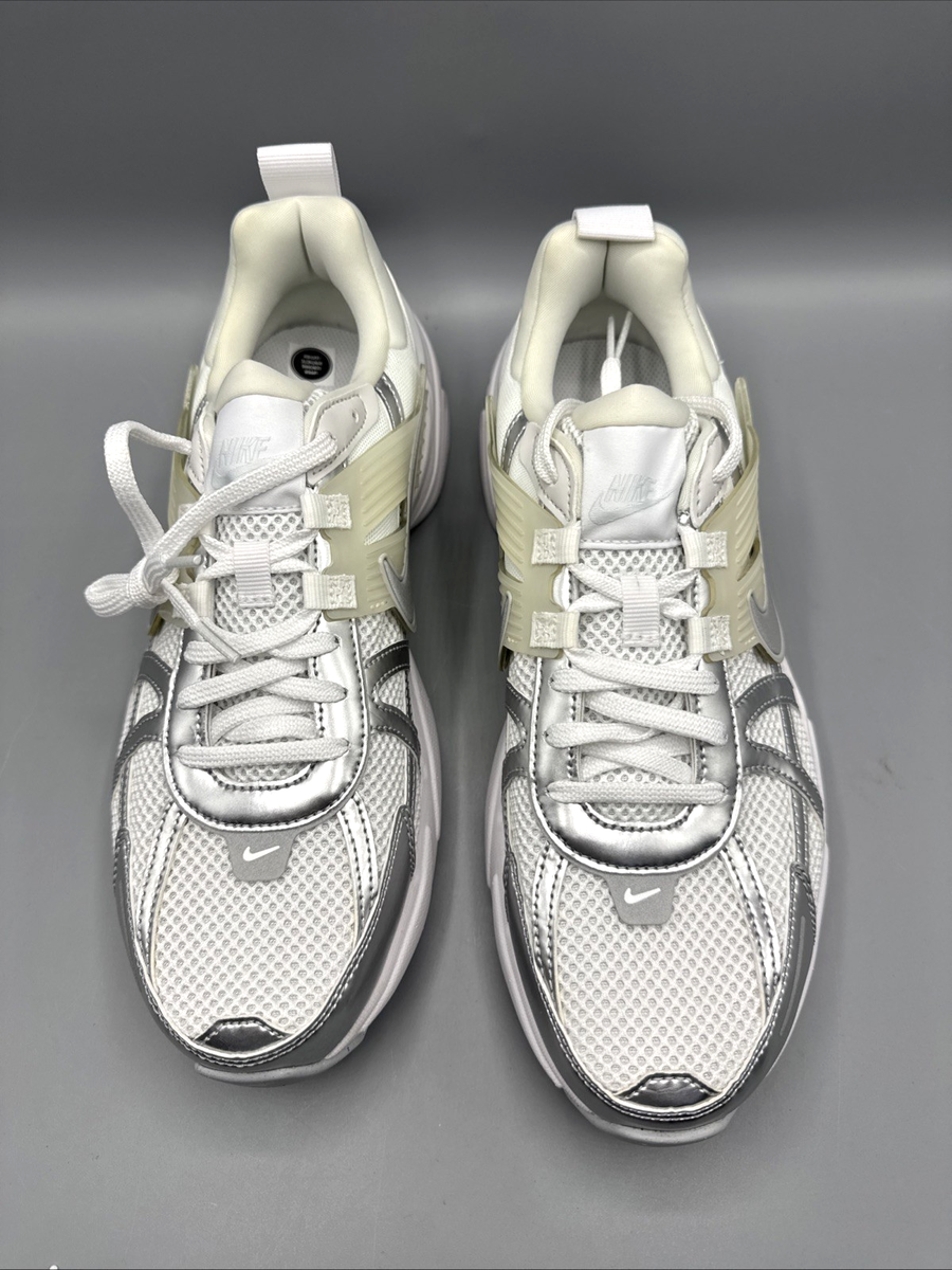 NIKE W V2K RUN　FD0736-104 Nike V2K Run Metallic Silver W - FD0736-104 | eBay