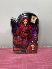 Disney Descendants The Rise of Red Fashion Doll Red Daughter of Queen of Hearts