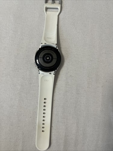 Samsung Galaxy Watch4 40mm Smartwatch In Weiß Mit Schutzhülle und Kabel Vorhande - Bild 4 von 8