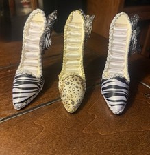 Decorative High Heel Shoes Ring Holders Jewelry Display Set Of 3