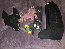 Reitsportpaket Stable Guard Stiefeltasche Fliegenohren Mähnenbürste