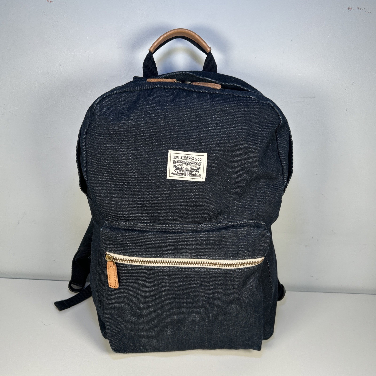 Levi's Denim 17in Backpack With Laptop Pocket Rare White Logo Leather Detailing