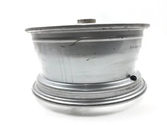 后轮圈 2012 Can-Am Spyder RT-S SE5 2717 — 第 4/4 张图片