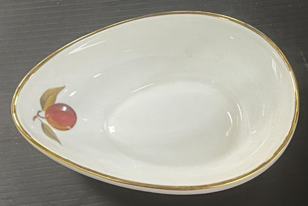 ROYAL WORCESTER EVESHAM AVOCADO DISH Fine Bone China Serving Bowl  